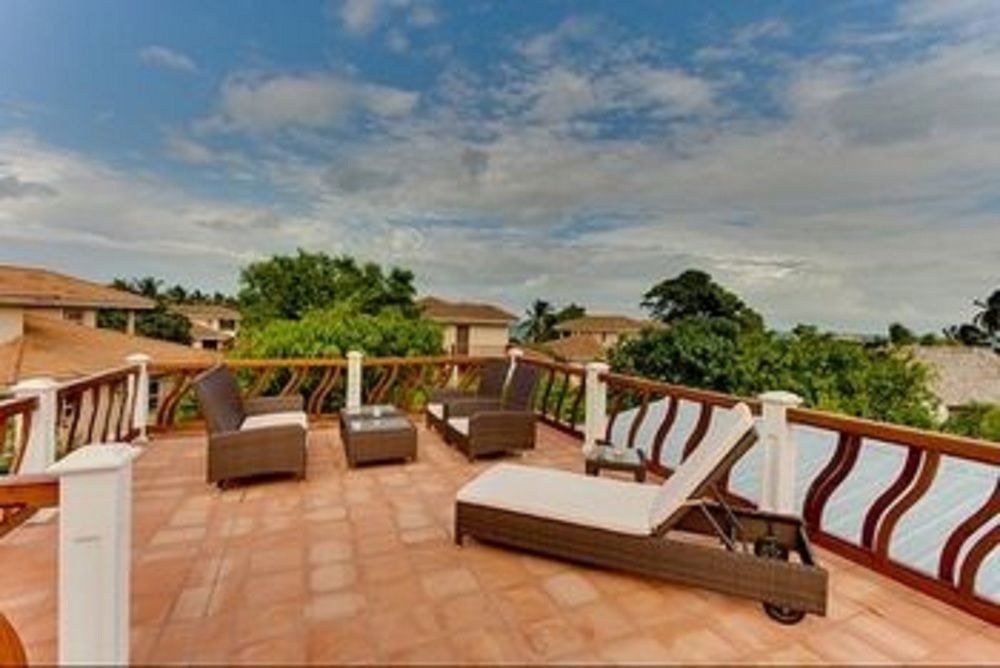 Caribbean Shores Bed & Breakfast Dangriga Exterior photo