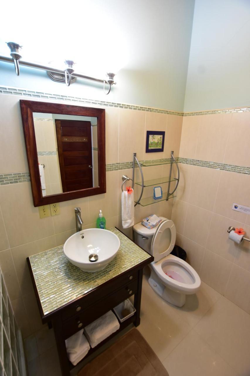 Caribbean Shores Bed & Breakfast Dangriga Exterior photo